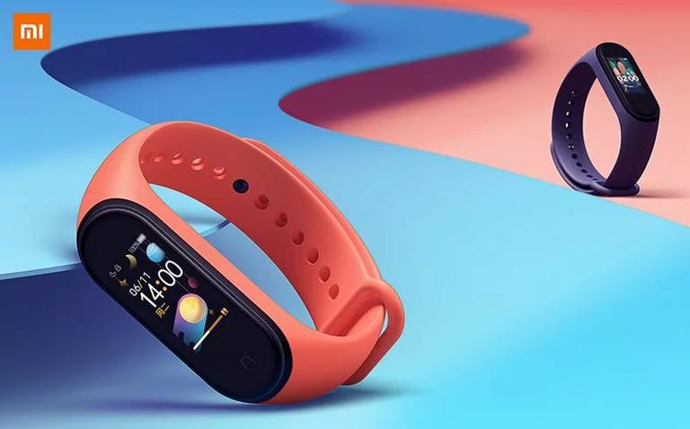 Xiaomi Mi Band 4 dostępny z językiem polskim! Jest sposób, by kupić go dużo taniej